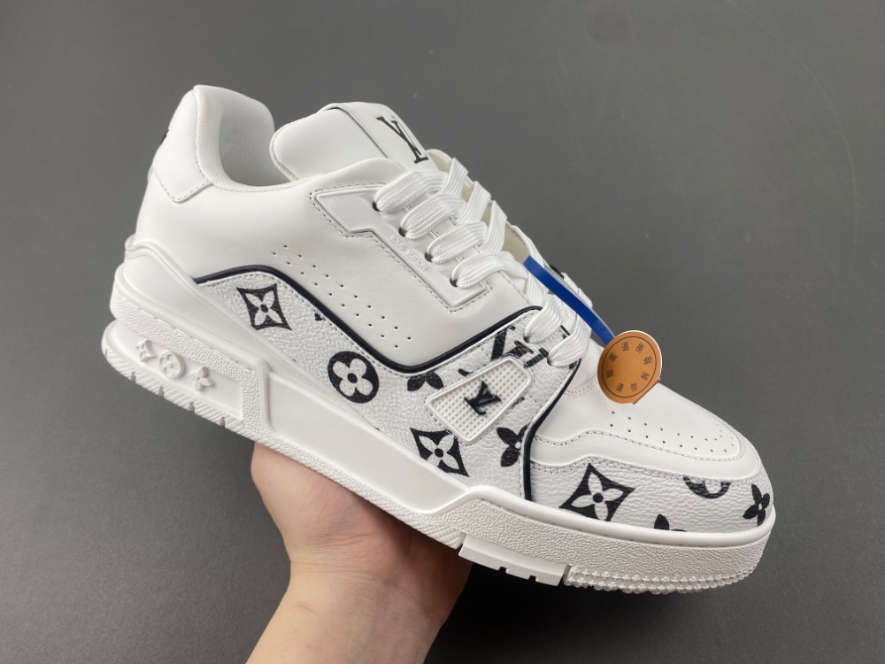 LV Trainer Sneaker