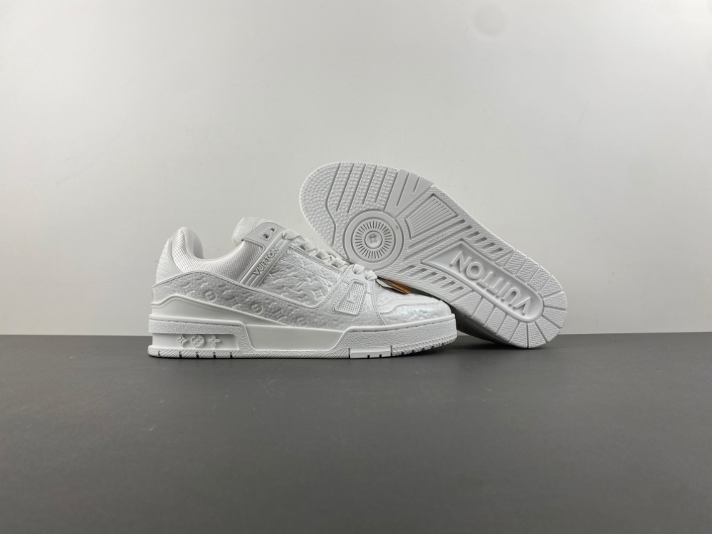 LV Trainer Sneaker