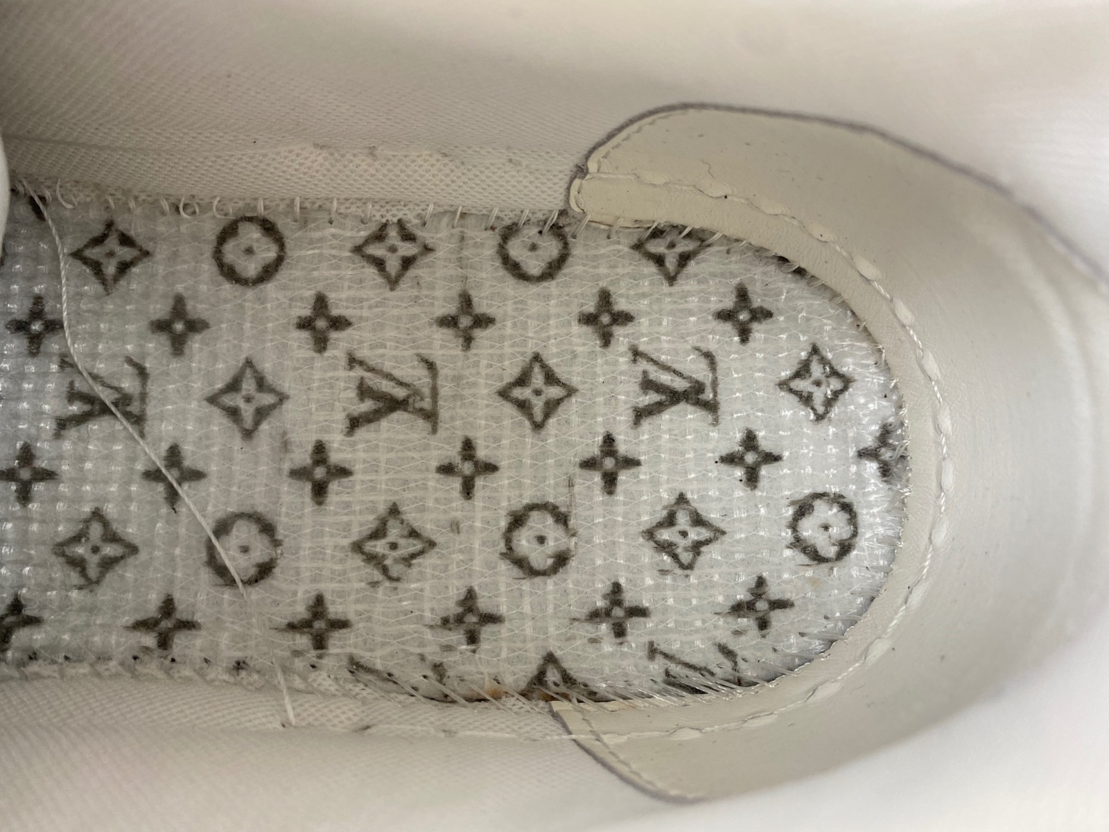 LV Trainer Sneaker