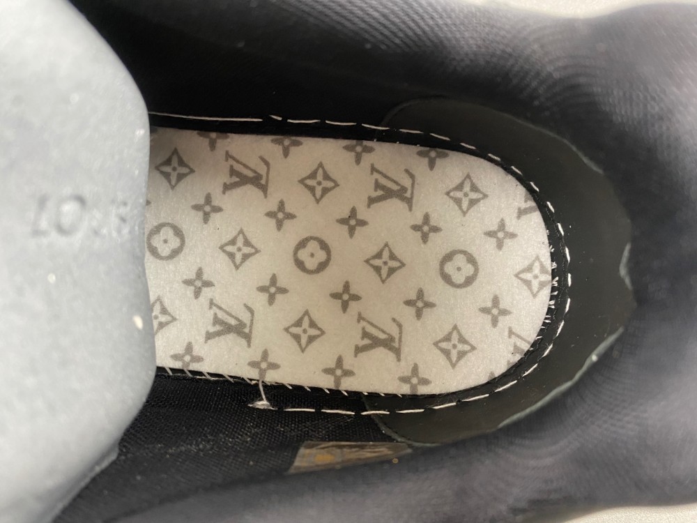 LV Trainer Sneaker