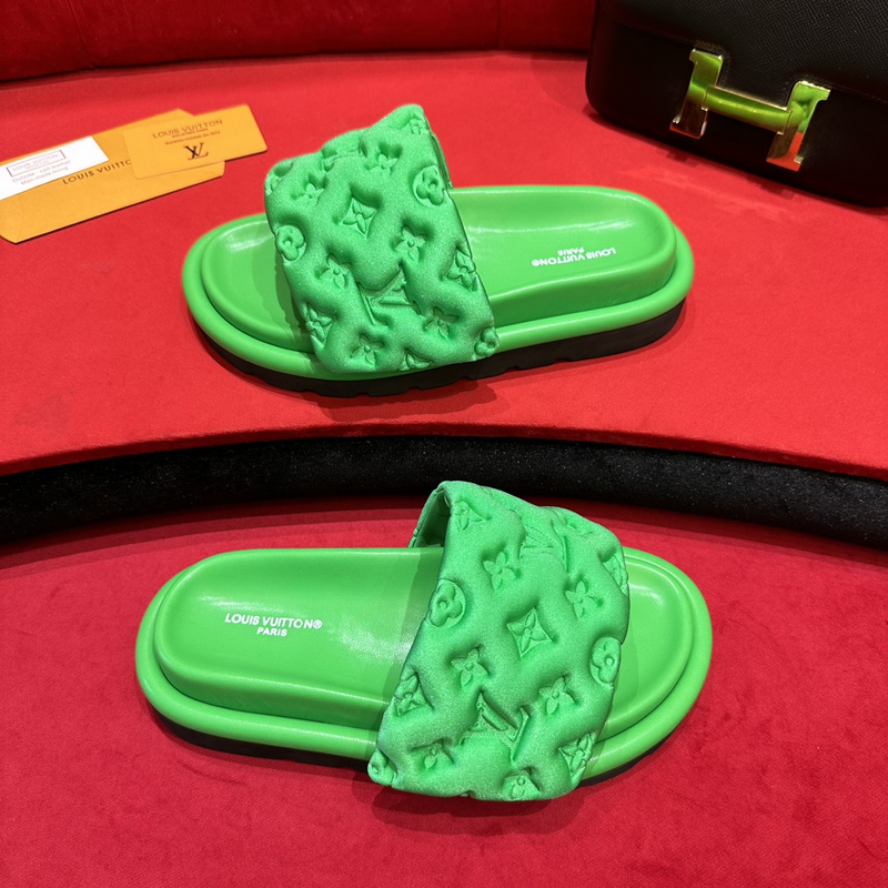 LV POOL PILLOW COMFORT MULE