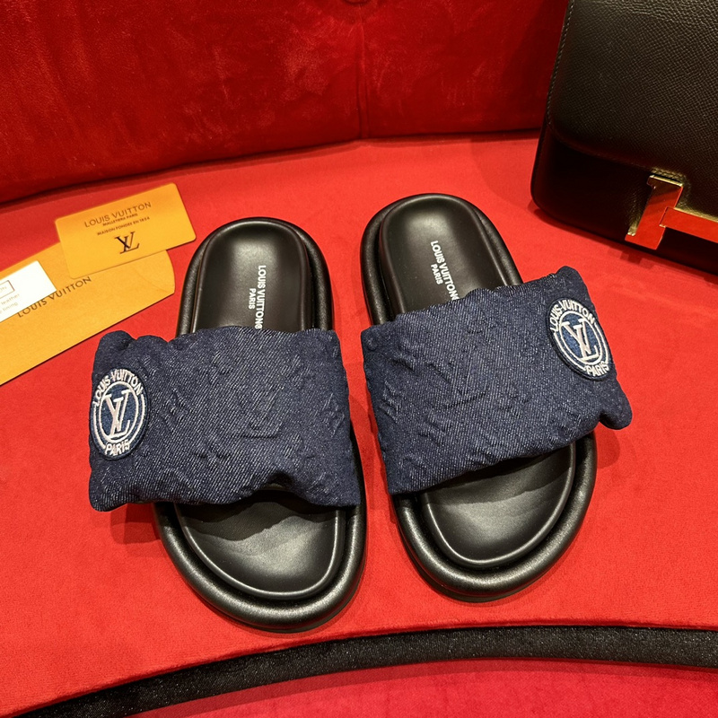 LV POOL PILLOW COMFORT MULE