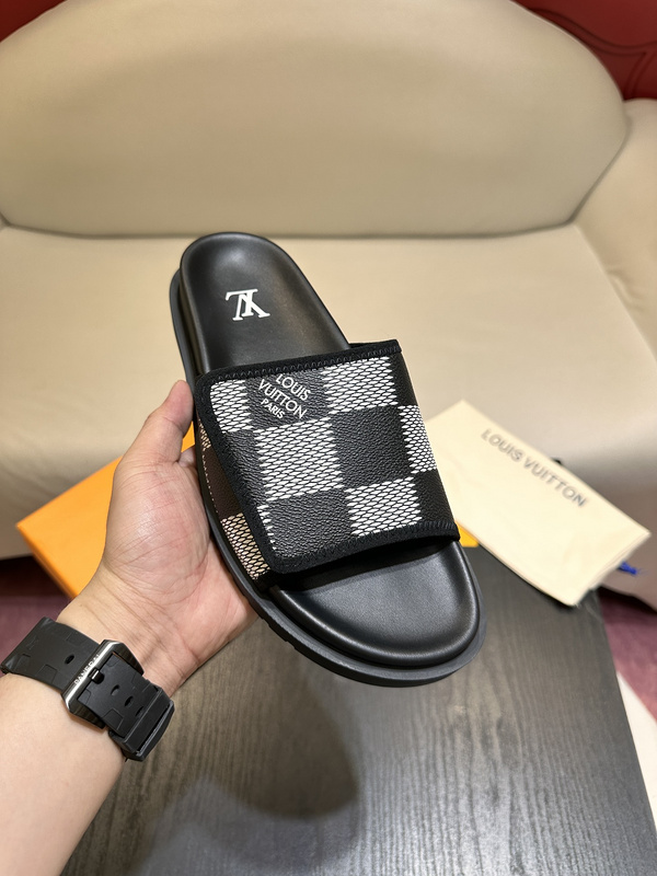 LV slide