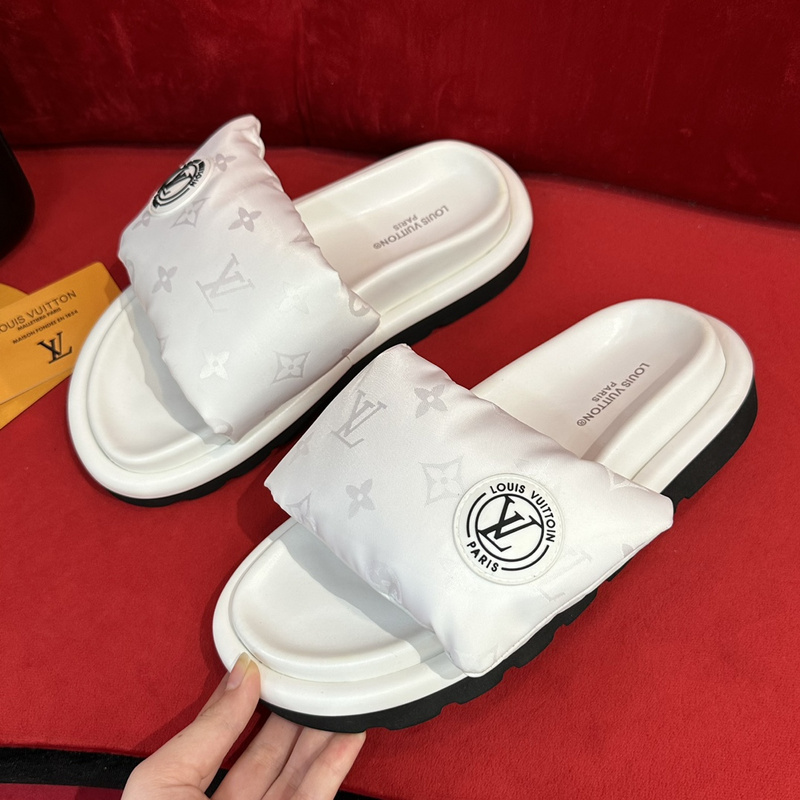 LV POOL PILLOW COMFORT MULE