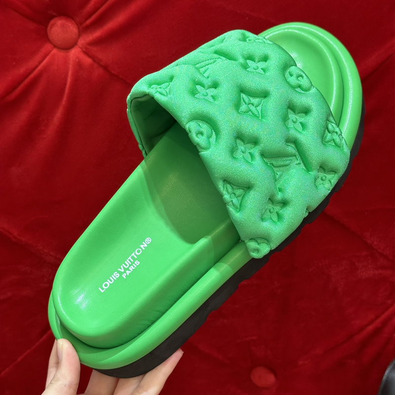 LV POOL PILLOW COMFORT MULE