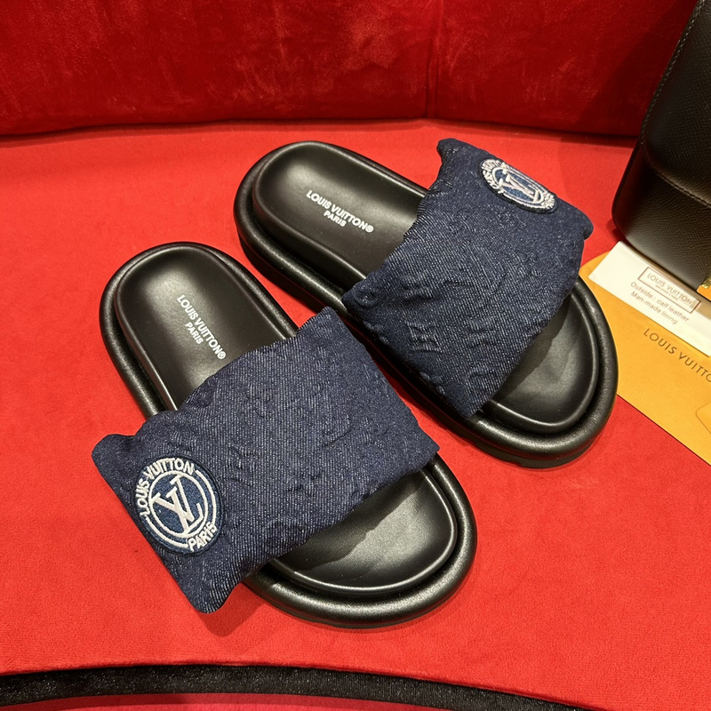 LV POOL PILLOW COMFORT MULE