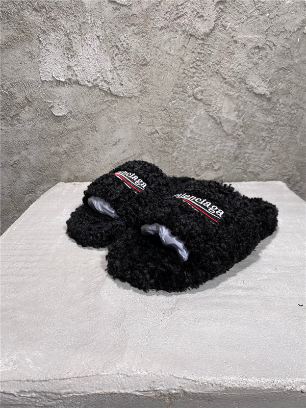 Balenciaga Furry Slides 'Black'