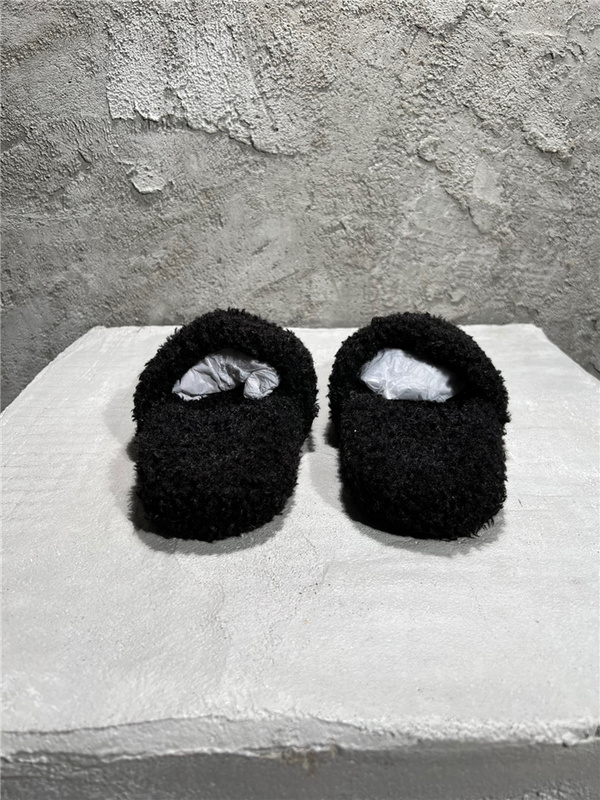 Balenciaga wool Slippers