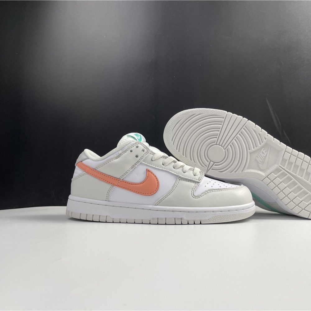 Nike Dunk Low Tropical Twist (GS) - CW1590-101