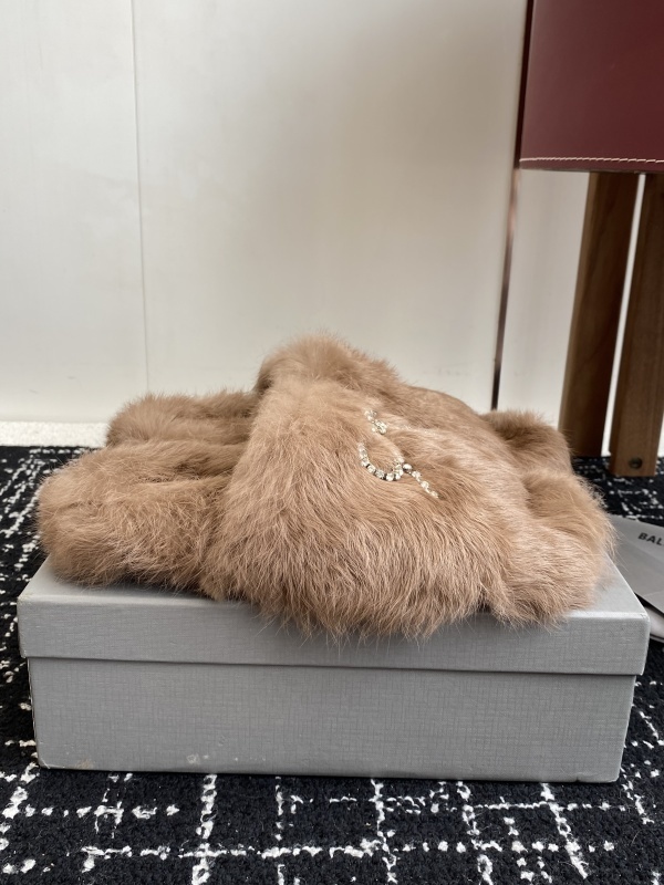 Balenciaga Furry Slide