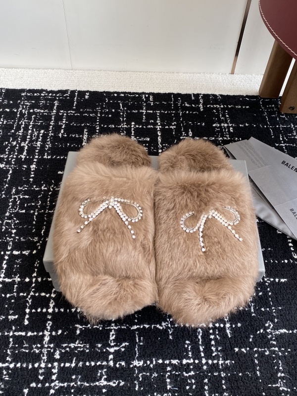 Balenciaga Furry Slide
