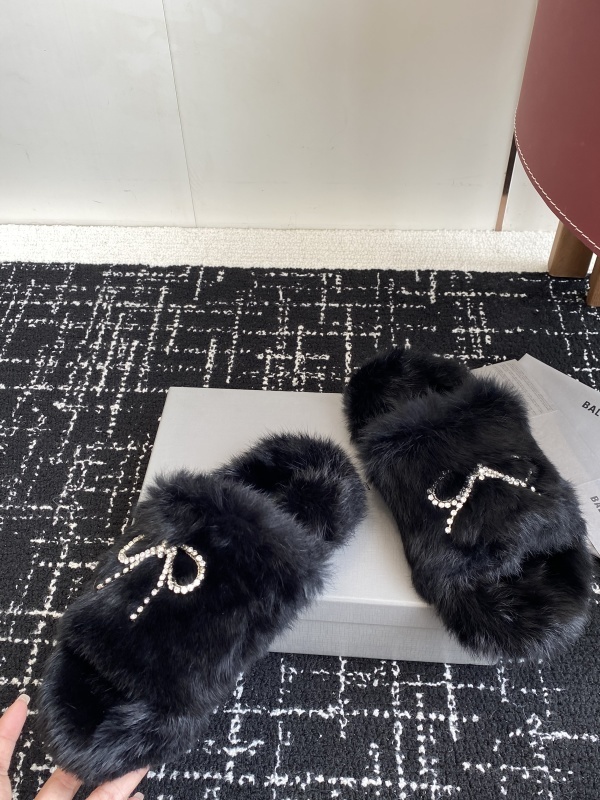 Balenciaga Furry Slide