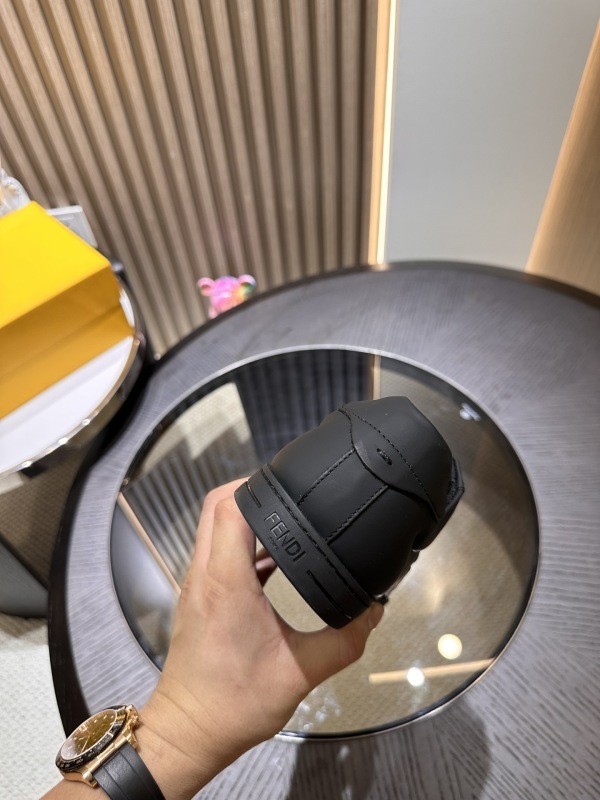 Fendi Black Leather Low Top Sneakers