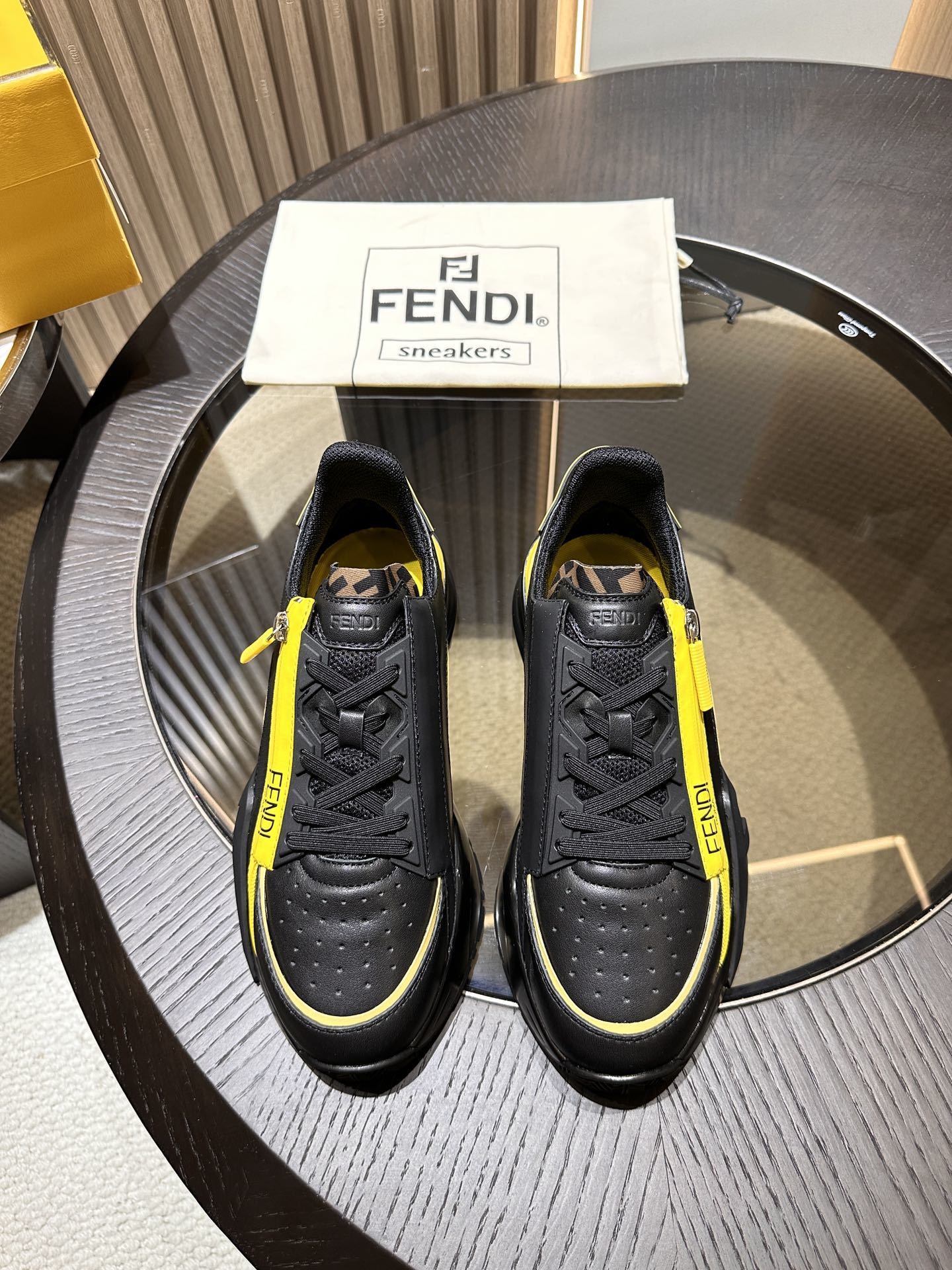 Fendi Flow Low-top Sneakers