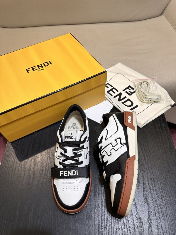 Fendi Match Leather Black