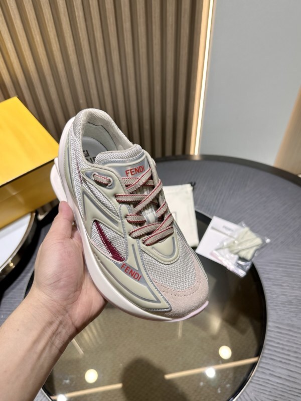 Fendi Sneakers