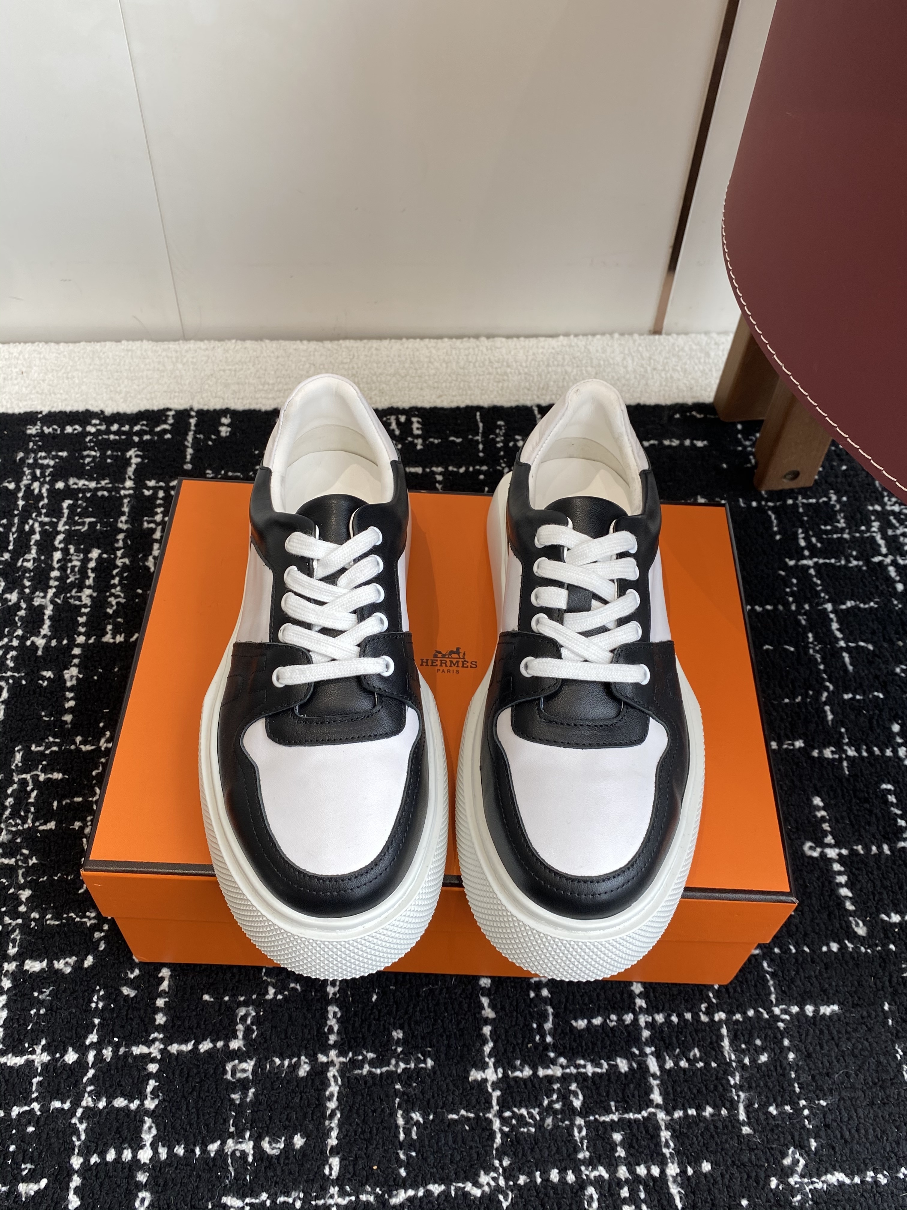Hermes Sneakers