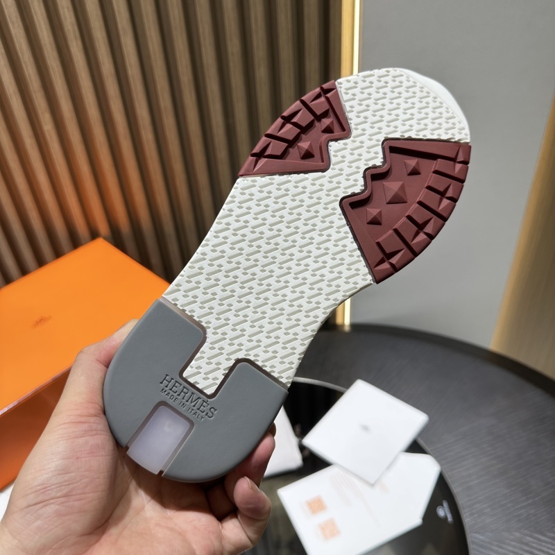 Hermes Trail Sneaker