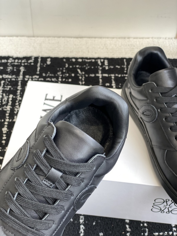 Loewe Sneakers