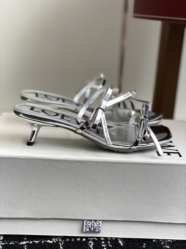 Loewe Black Petal Sandal